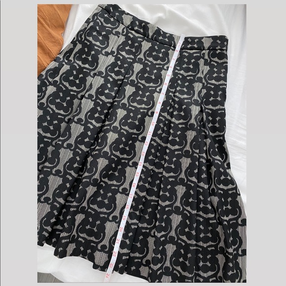 JIGSAW Classic Black /Golden Box Pleated Printed Skirt (Skirt Only) - Picture 10 of 10